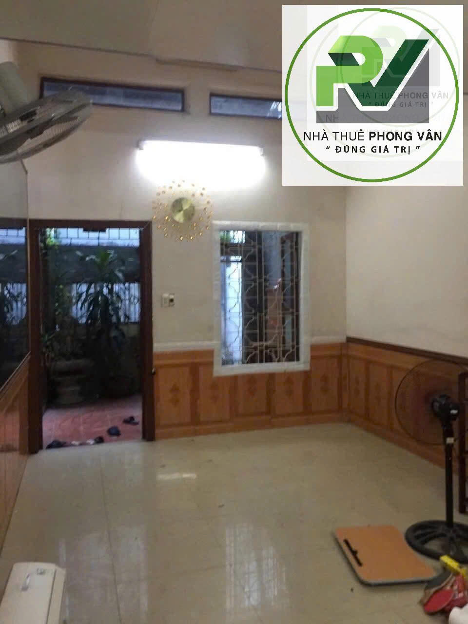 20.847647,106.6697802,17z